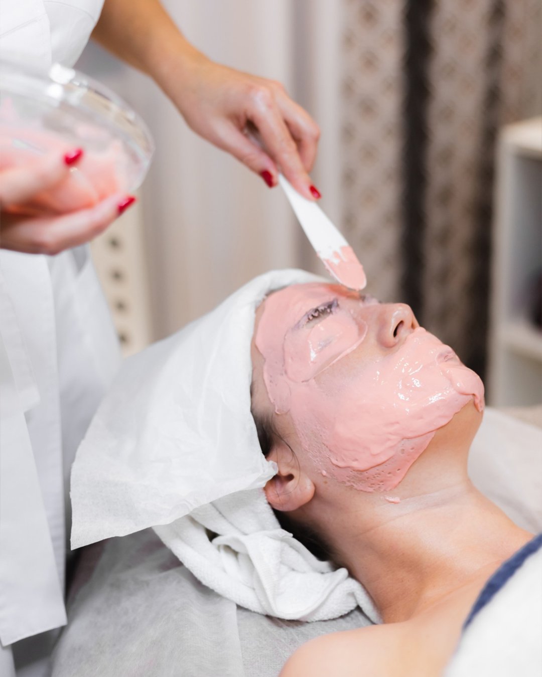 Facial services in Maninagar